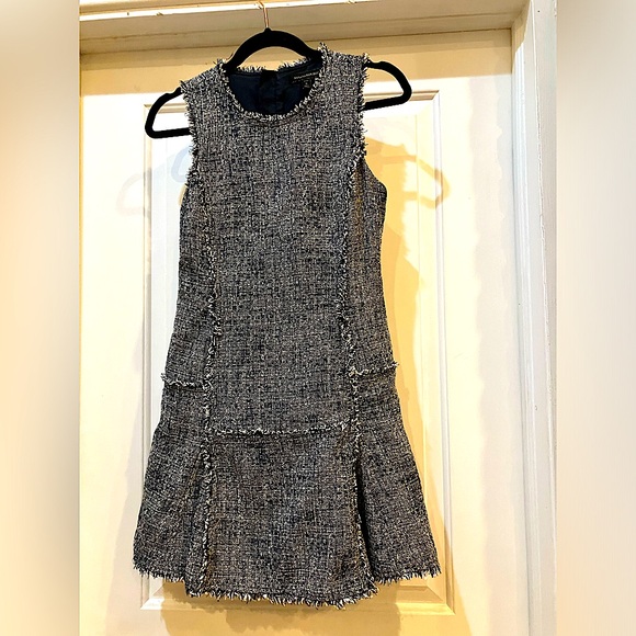 Banana Republic Dresses & Skirts - Banana Republic blue tweed dress - size 6, like new